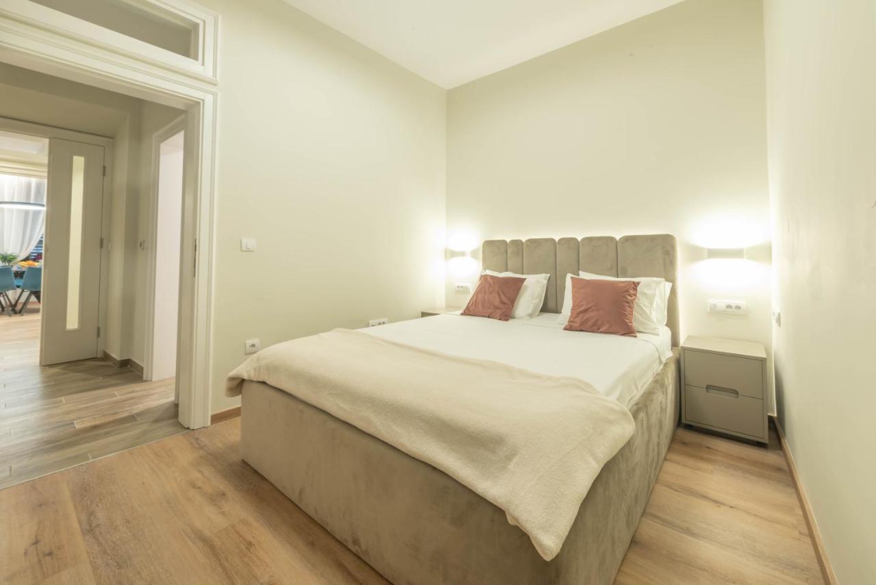 Sasha Di Cattaro - Old Town Lux Apartment Экстерьер фото